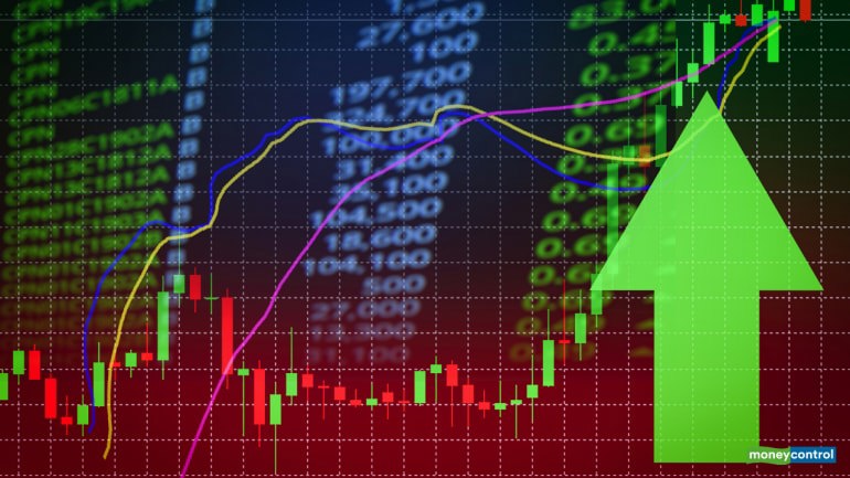 VN-Index tích lũy cuối 2024: Kỳ vọng gì cho tuần giao dịch đầu năm 2025? 2 thị trường chứng khoán VN-Index