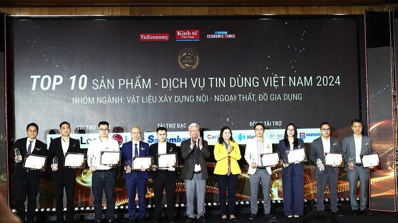 Vinh danh Top 10 sản phẩm-dịch vụ ấn tượng và Top 50 sản phẩm-dịch vụ tin dùng Việt Nam 2024 1 Vinh danh Top 10 Sản phẩm-Dịch vụ ấn tượng Tin Dùng 2024