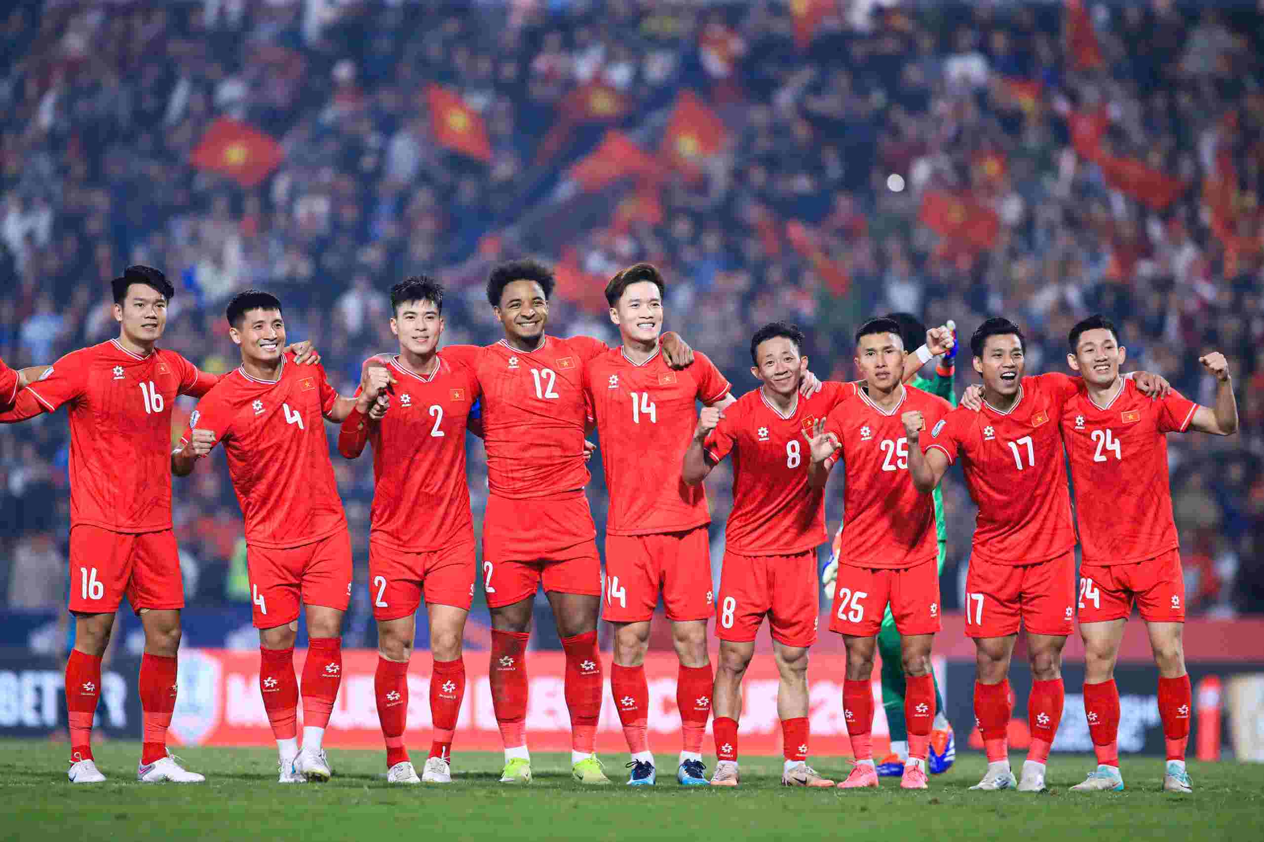 Giá vé chung kết AFF CUP chợ đen tăng vọt do sự cố mua online