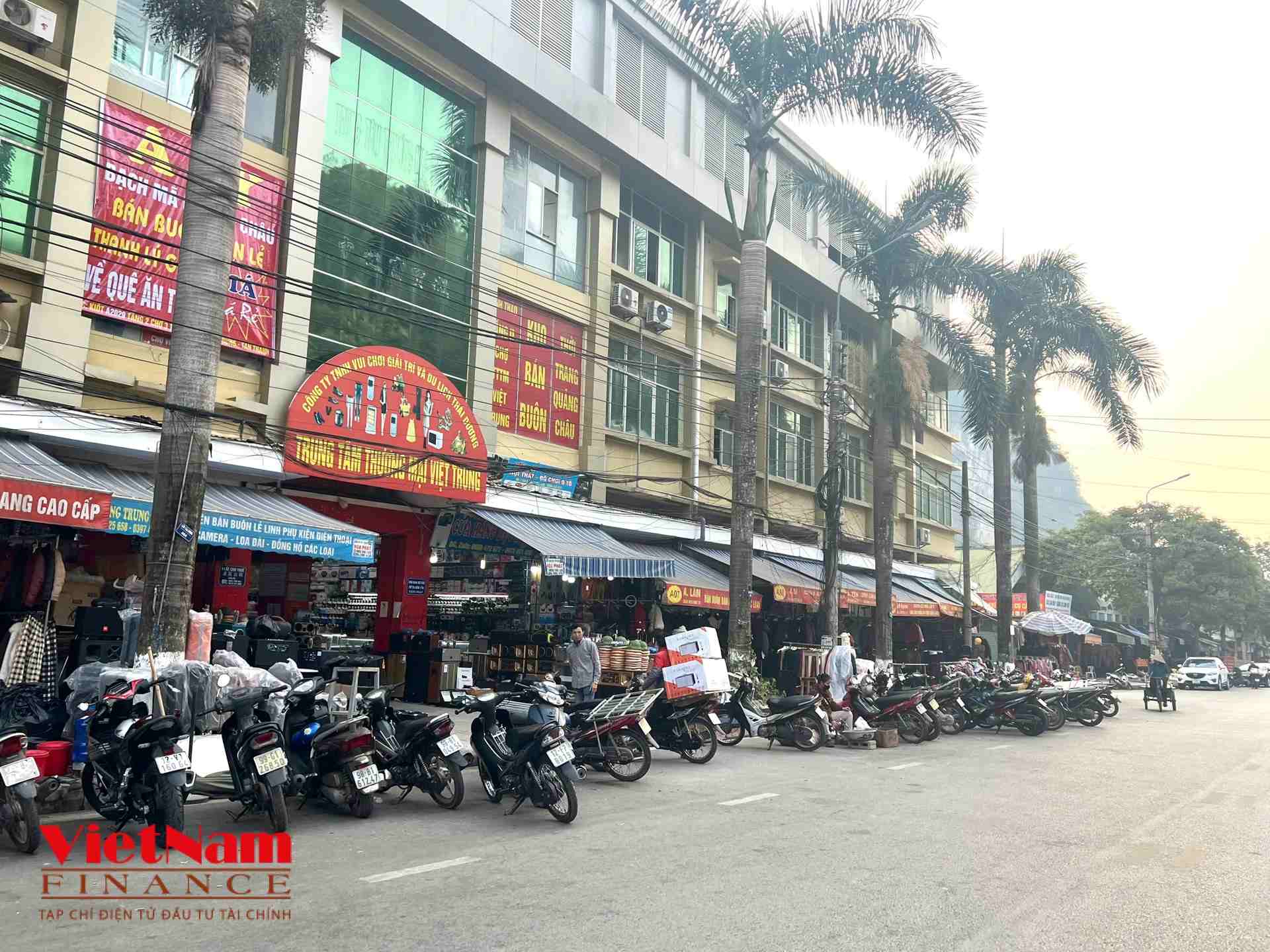 Chợ Tân Thanh: Từ 'thiên đường' sắm Tết đến khung cảnh ế ẩm sau đại dịch 3 chợ tân thanh