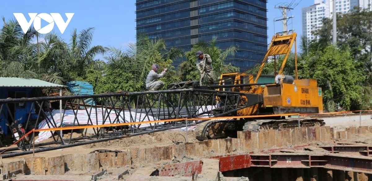 Dầu tư công là một trong những dộng lực quan trọng thúc dẩy tăng trưởng kinh tế của TPHCM Ảnh HK compressed 1 1