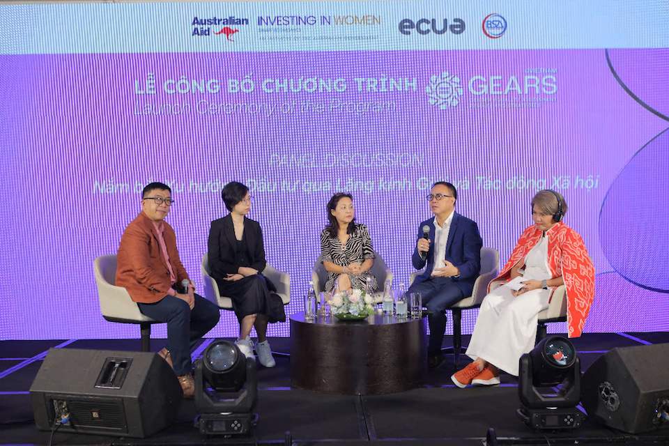 Thúc đẩy bình đẳng giới tại nơi làm việc, chìa khóa phát triển bền vững 3 Bình đẳng giới tạo ra môi trường làm việc tích cực, khuyến khích sự tham gia và đóng góp của tất cả nhân viên. Ảnh: Báo điện tử Kinh tế & Đô thị