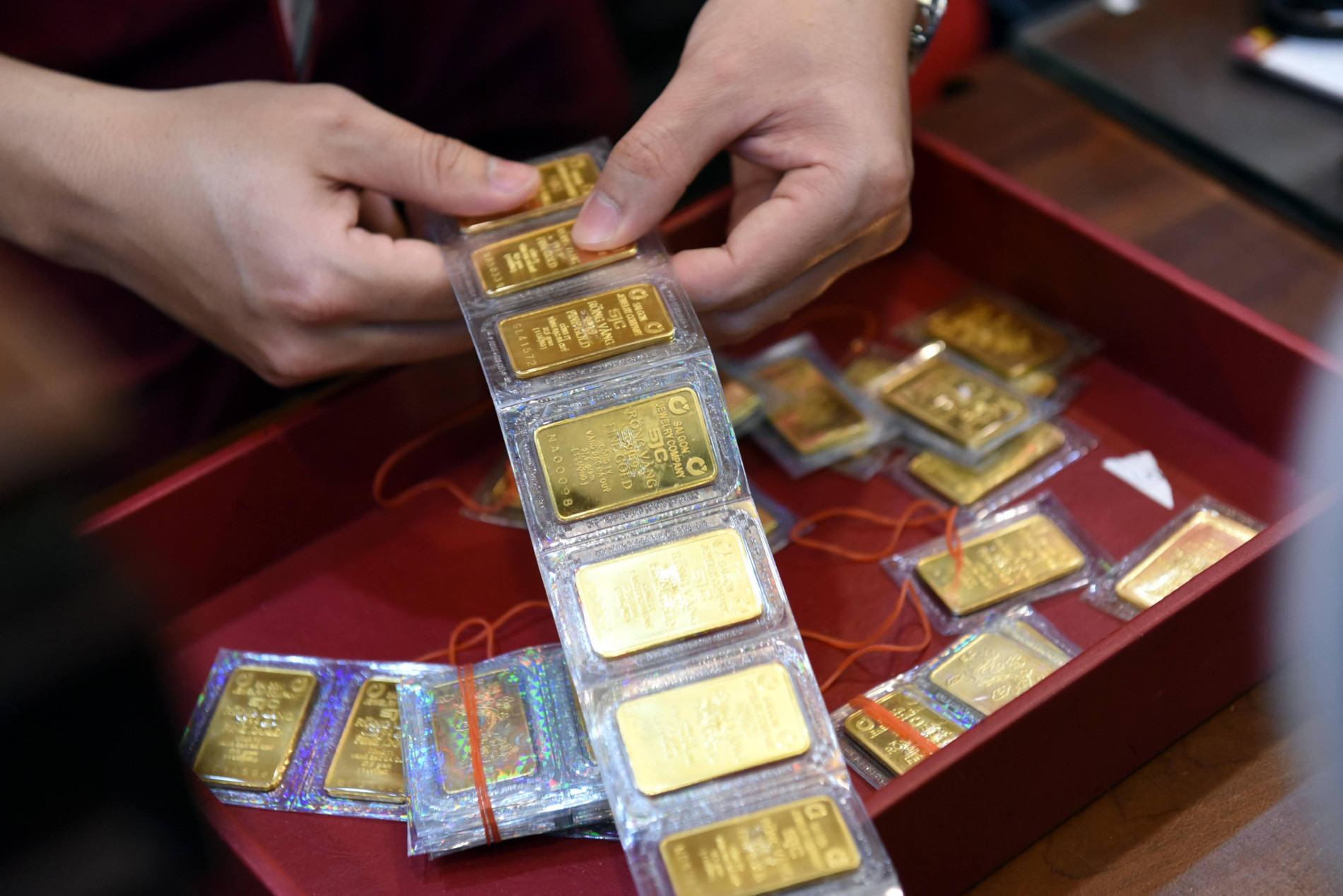Giá vàng hôm nay 13/1: SJC tăng mạnh, vàng nhẫn chạm mốc 86,8 triệu 1 giá vàng hôm nay