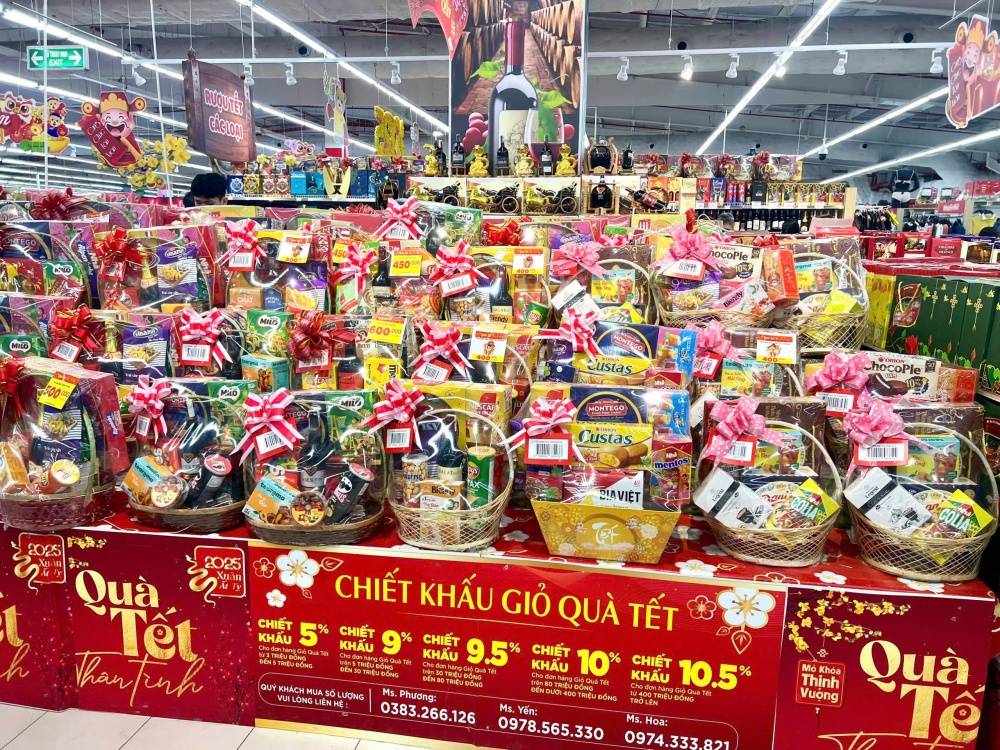 Giỏ quà tết thương hiệu Việt ngày càng được ưa chuộng 3 Quầy bán giỏ quà Tết tại BigC được dao động ở nhiều mức giá - 60s hôm nay