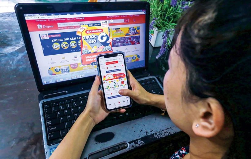Kỳ vọng tăng trưởng từ nguồn thu thương mại điện tử 1 Nguồn thu từ thương mại điện tử