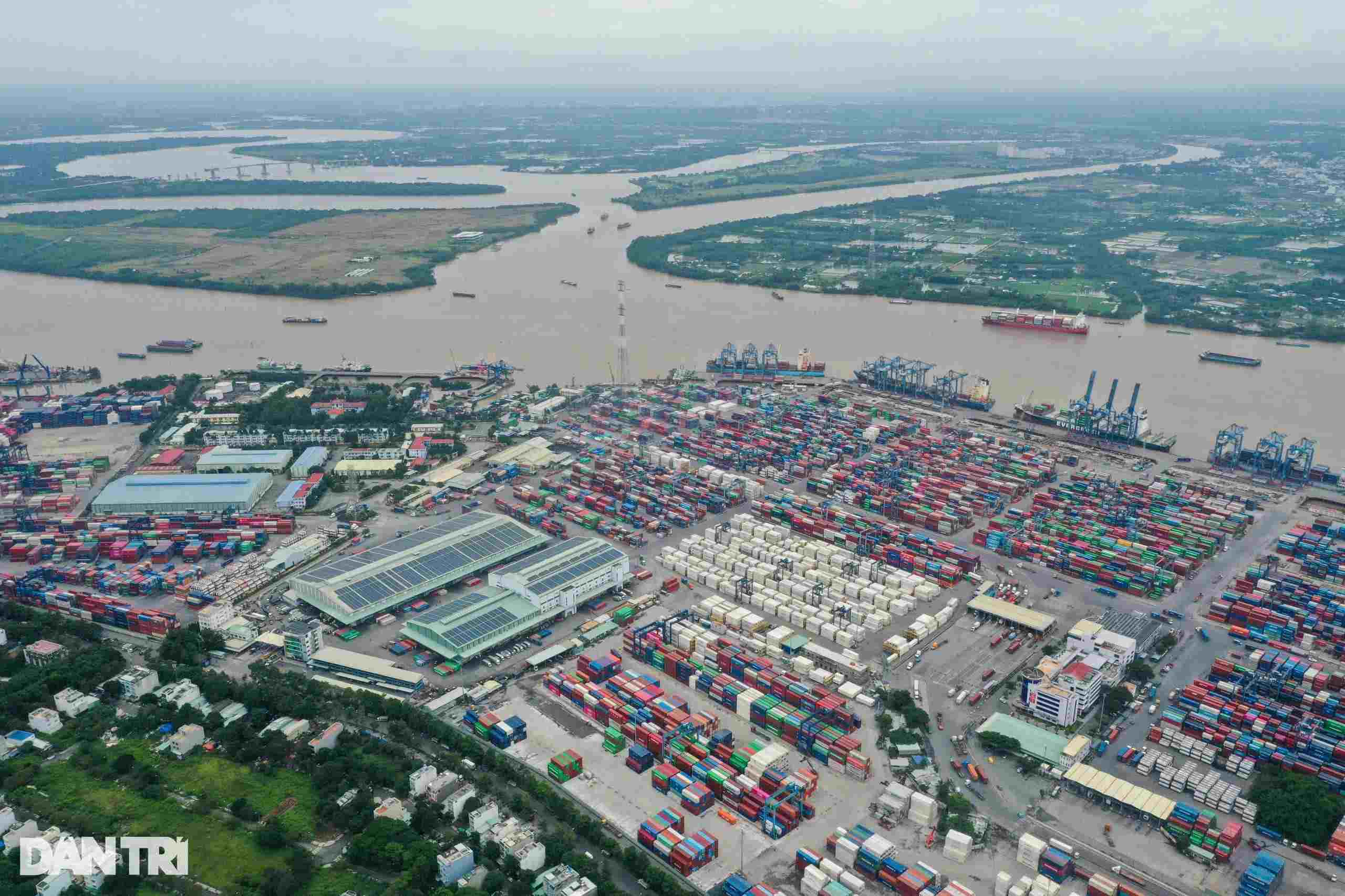 Ngành bất động sản trước nguy cơ chiến tranh thương mại toàn cầu 2 bất động sản