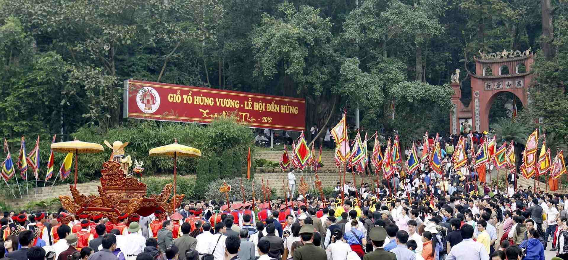 Du lịch lễ hội đóng góp hơn 1 2 tỷ USD vào nền kinh tế Việt Nam 3 du lịch lễ hội