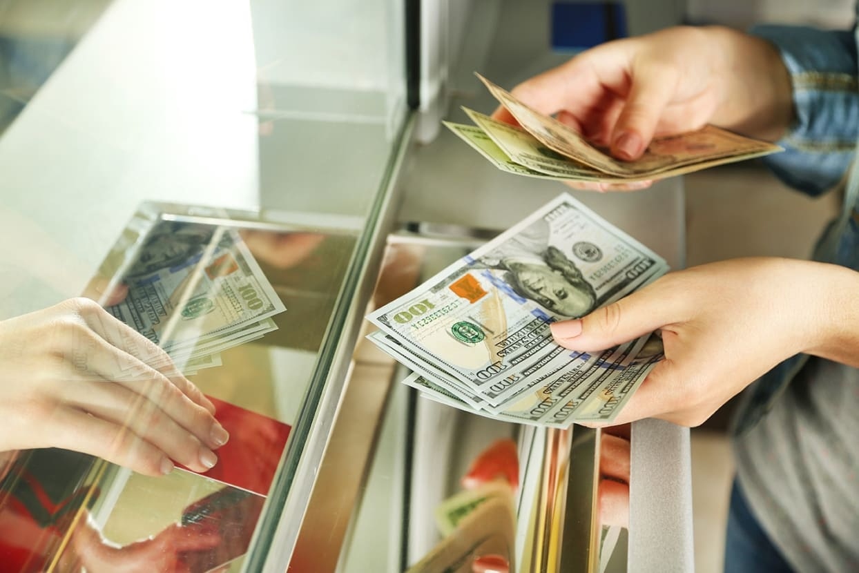 Tỷ giá USD "nóng" lên từng ngày, NHNN vào cuộc "hạ nhiệt" 2 TỶ GIÁ USD Ngoại tệ