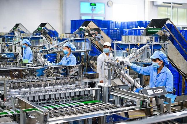 các doanh nghiệp nhỏ và vừa (DNNVV) đang gặp phải vô vàn khó khăn, đề xuất giảm thuế