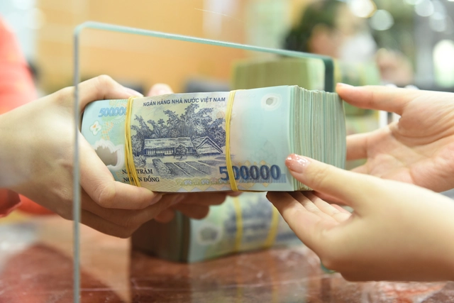 Lãi suất huy động ngân hàng đầu năm 2025 vẫn tăng 1 lãi suất huy động