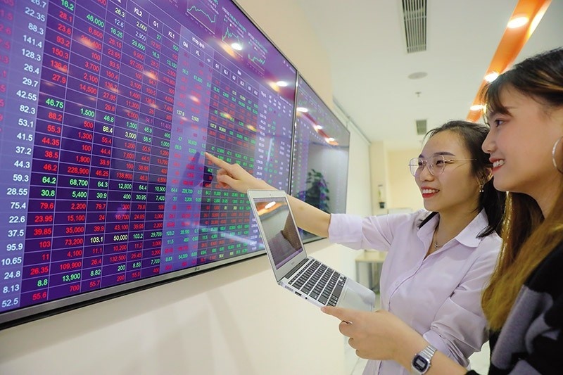 Chứng khoán Việt Nam thu hút 81.000 tài khoản mở mới đầu năm 1 Đầu năm 2025 chứng kiến lượng tài tài khoản chứng khoán gia tăng mạnh - 60s hôm nay
