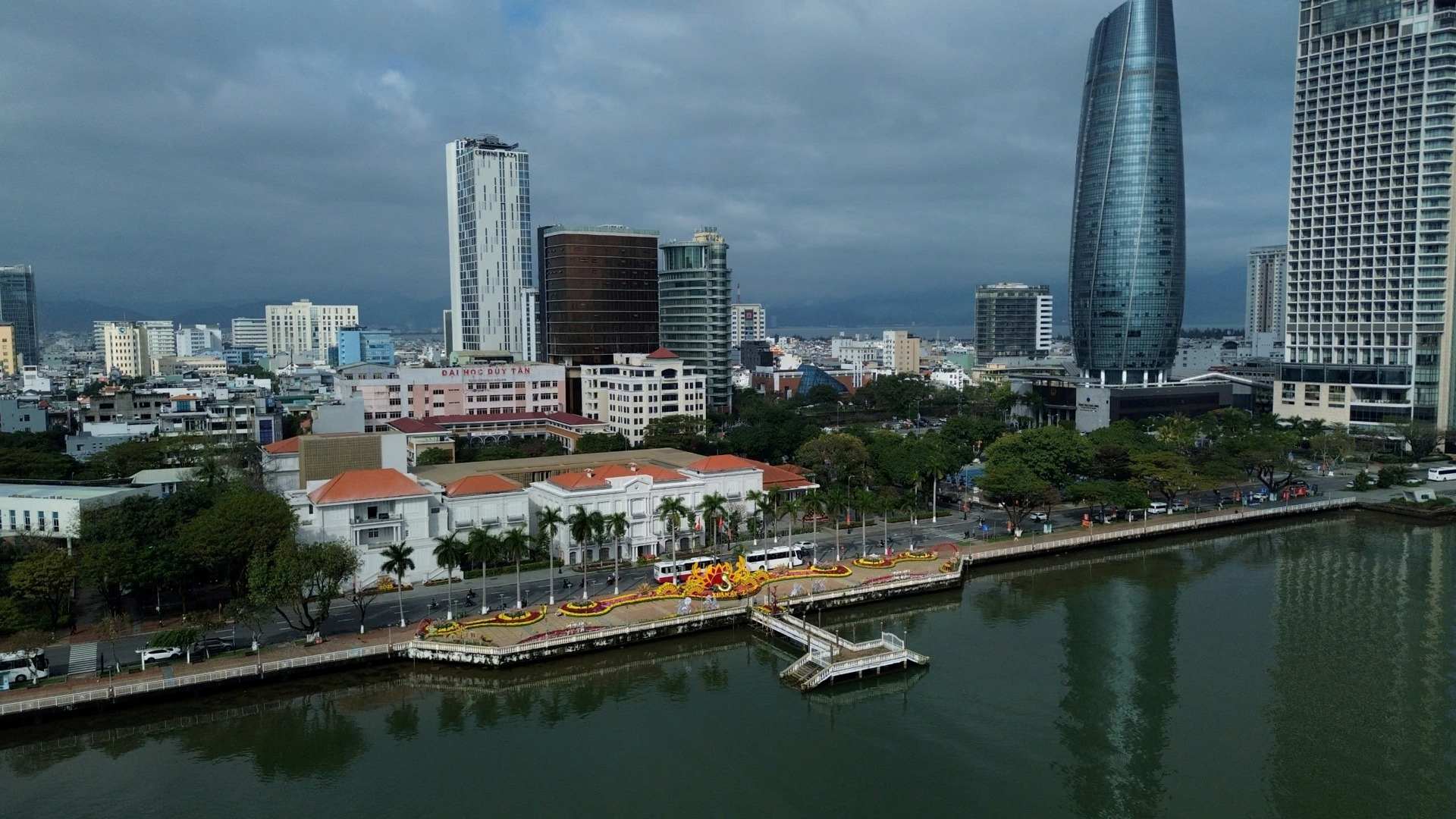 Đà Nẵng thu hút đầu tư mạnh mẽ với trung tâm tài chính khu vực 3 đà nẵng