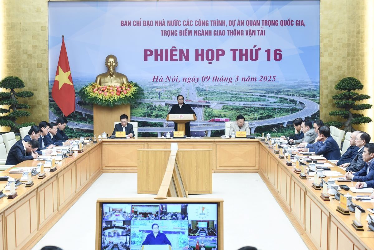 Thúc đẩy giao thông với 3.000km đường cao tốc và đường sắt 8 tỷ USD 2 duong-sat-8-ty-cao-toc