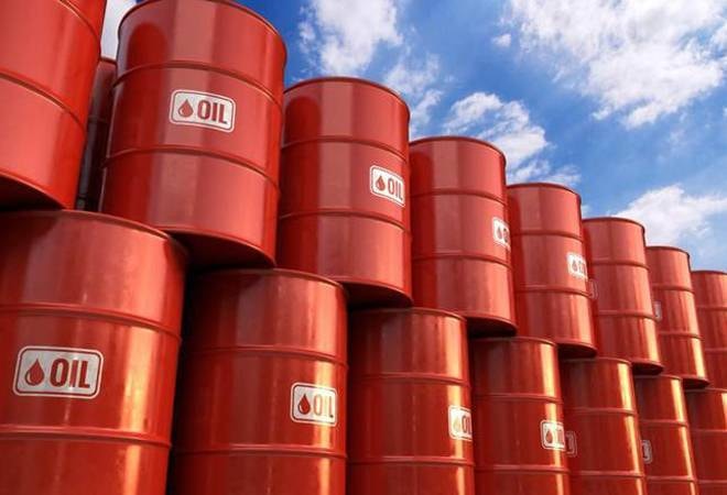 Giá dầu Brent tăng 2,24% do căng thẳng trung đông, OPEC+ cắt giảm sản lượng