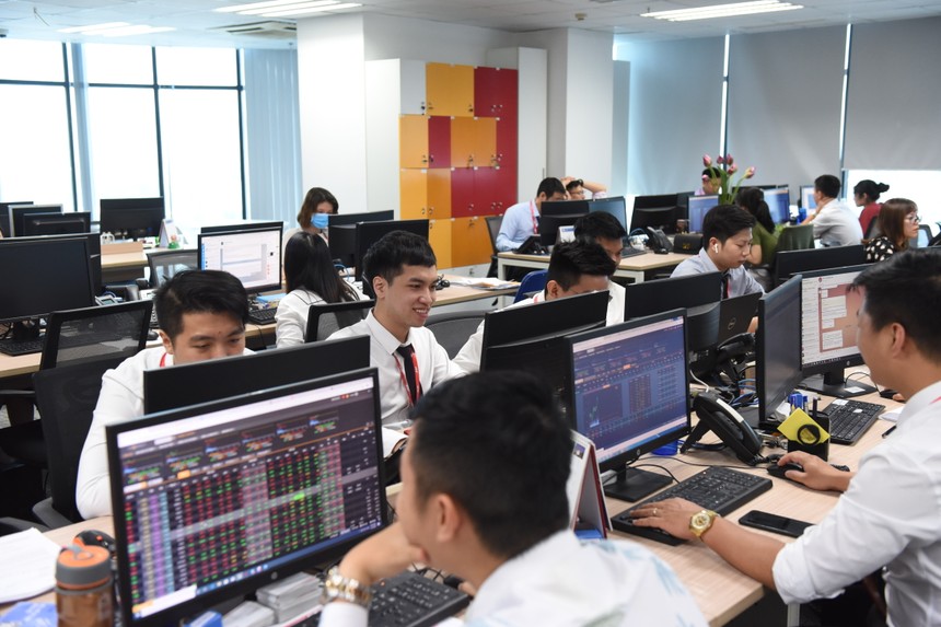 Tín hiệu tích cực mang nhà đầu tư trở lại với thị trường chứng khoán 1 Sức sống mới của chứng khoán Việt Nam - 60s hôm nay