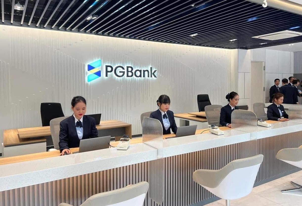 PGBank đặt mục tiêu lợi nhuận tăng 70% năm 2025 2 PGBank dự kiến phát hành 80 triệu cổ phiếu, huy động 800 tỷ đồng mở rộng vốn.