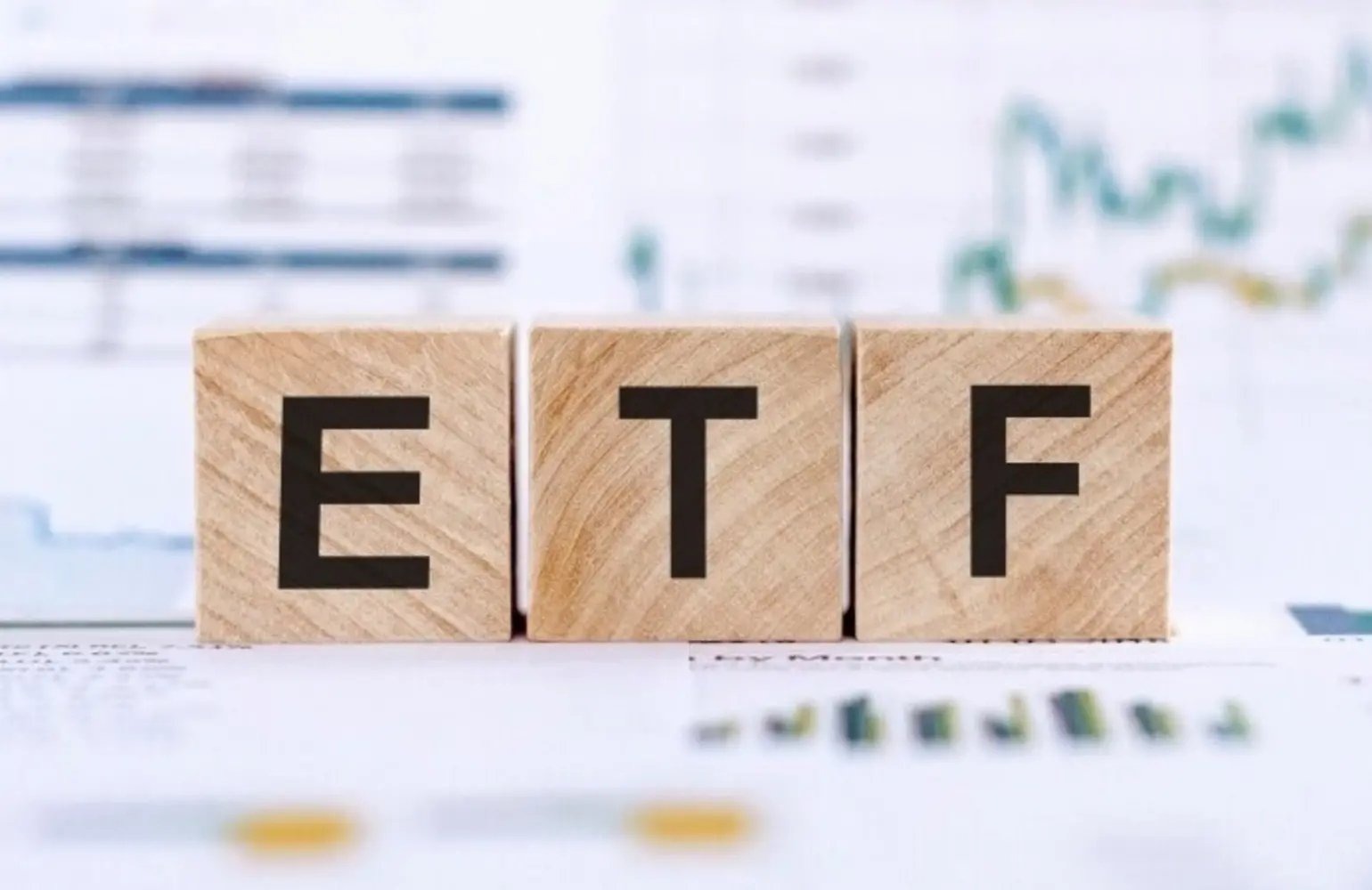 Nhận diện cổ phiếu giá trị được "chọn lọc" trong bối cảnh ETF rút ròng 3 Các quỹ ETF vẫn tiếp tục bổ sung các cổ phiếu có tiềm năng tăng trưởng cao - 60s hôm nay