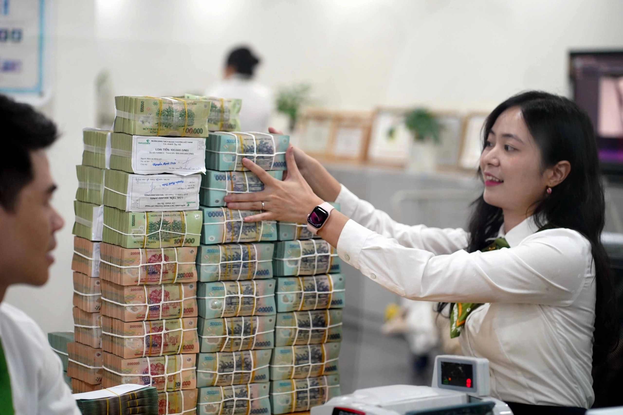 Tín dụng bất động sản TPHCM tăng trưởng tích cực 2 tín dụng phục vụ bất động sản tăng