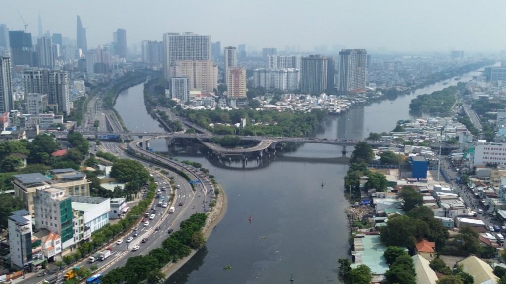 TP.Hồ Chí Minh dự kiến đấu giá 7 khu đất quan trọng trong năm 2025 2 Việc đấu giá những khu đất này sẽ giúp phát triển các dự án nhà ở và các công trình tiện ích