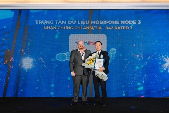 MobiFone tăng bảo mật dữ liệu, phát triển hệ sinh thái số an toàn 1 MobiFone tăng bảo mật dữ liệu, phát triển hệ sinh thái số an toàn. Ảnh: Ngọc Lan