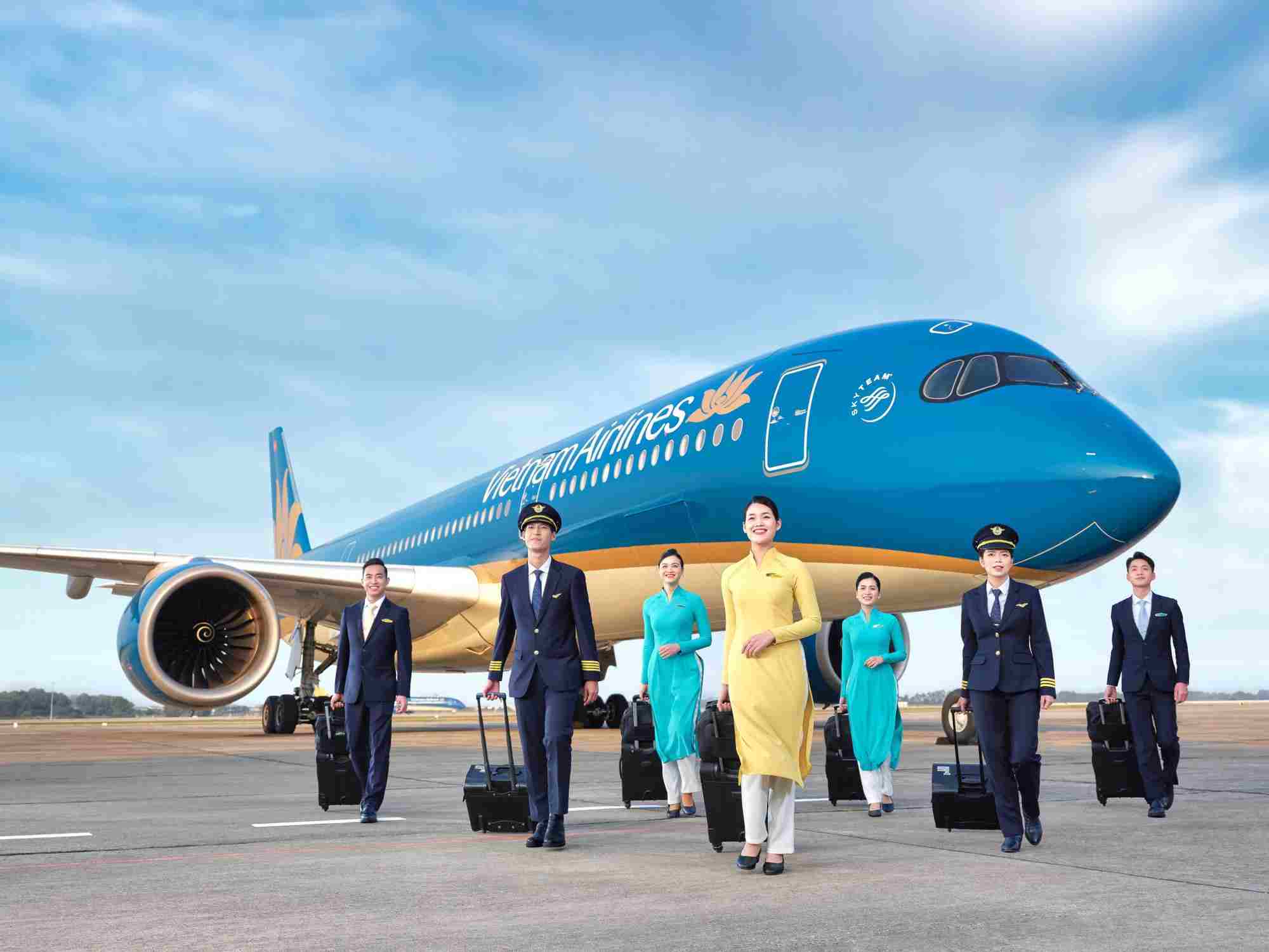 Vietnam Airlines áp dụng AI tối ưu dịch vụ khách hàng 2 Vietnam Airlines, với dữ liệu từ 3 triệu lượt tải ứng dụng di động, có lợi thế nhưng cần đảm bảo tuân thủ quy định bảo vệ dữ liệu cá nhân