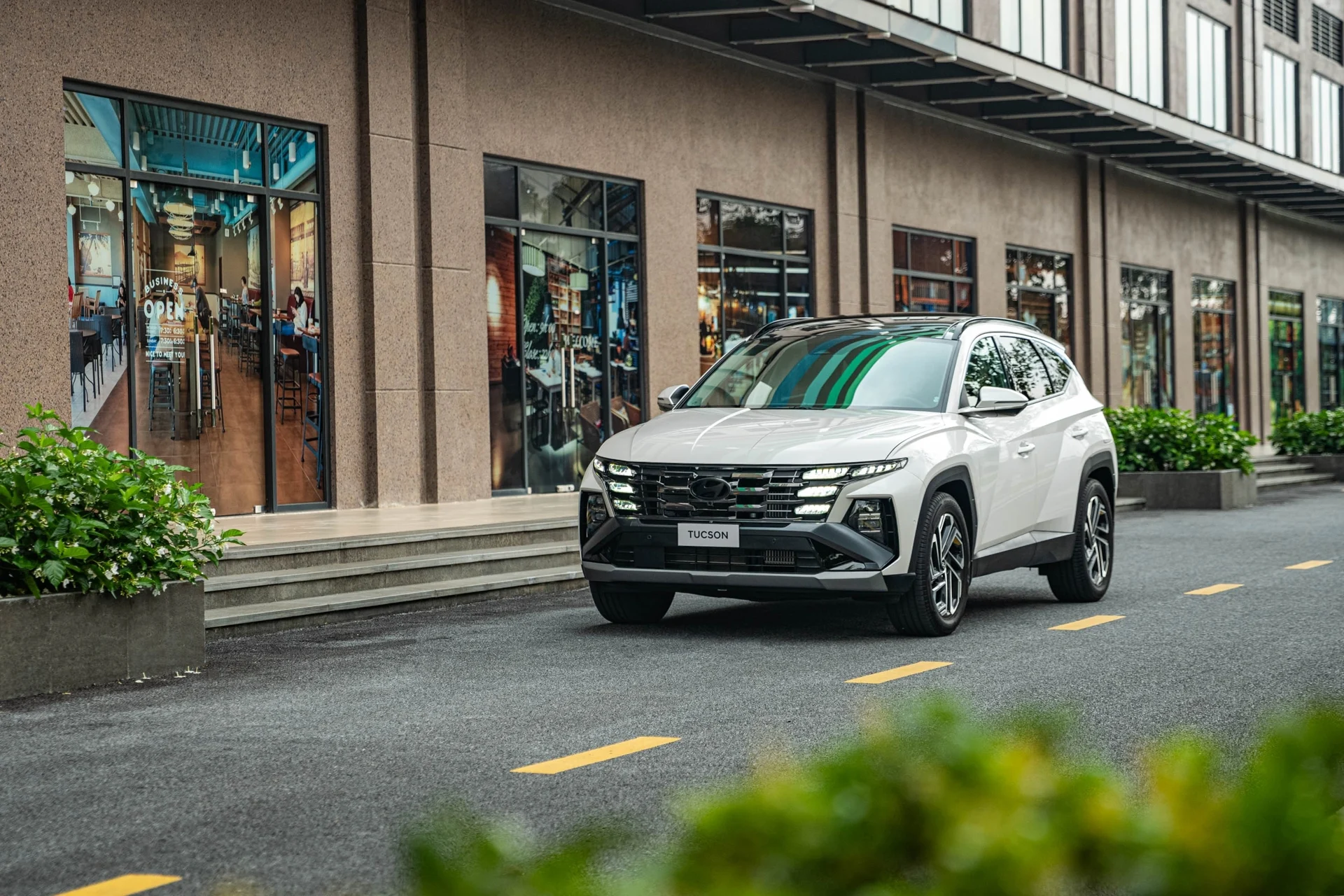 VinFast thống lĩnh top xe bán chạy tháng 3/2025 2 gia-xe-hyundai-vinfast