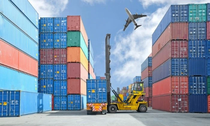 Xuất nhập khẩu Việt Nam quý I/2025: 202,52 tỷ USD, tăng 13,7%, xuất siêu giảm. Ảnh: Sưu tầm