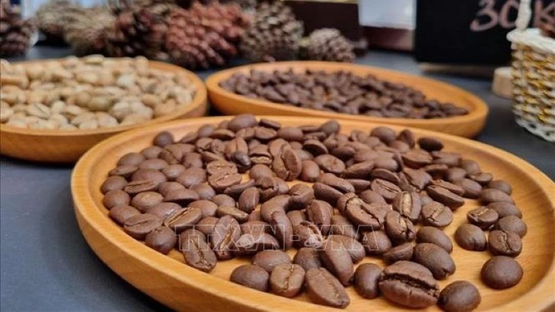 Thị trường hàng hóa giằng co, ca-cao tăng vọt, cà-phê lao dốc 1 Thị trường hàng hóa thế giới tuần qua (12-18/5/2025) trải qua nhiều biến động