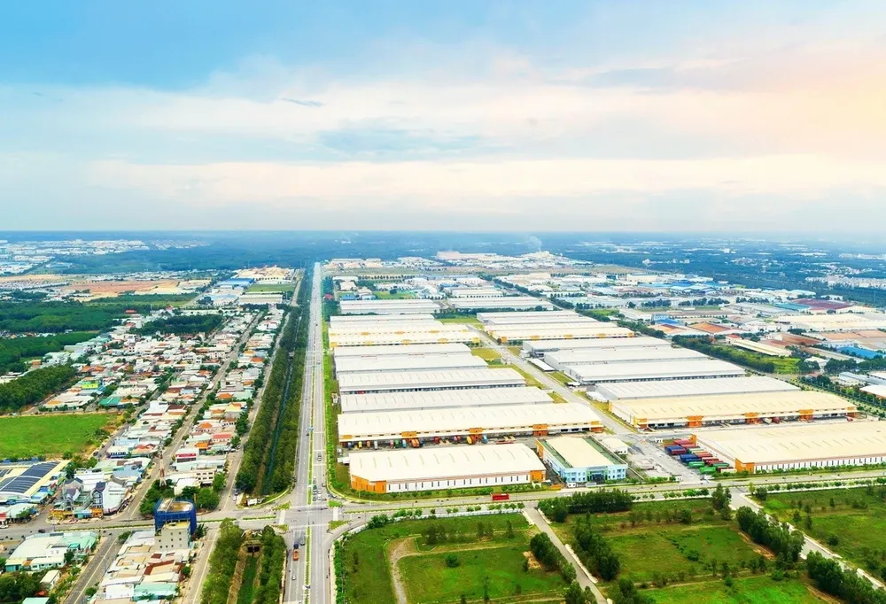 Bất động sản công nghiệp Việt Nam vượt sóng thuế quan 2025 2 bất động sản
