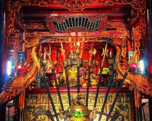 Tiếng chuông Trấn Vũ