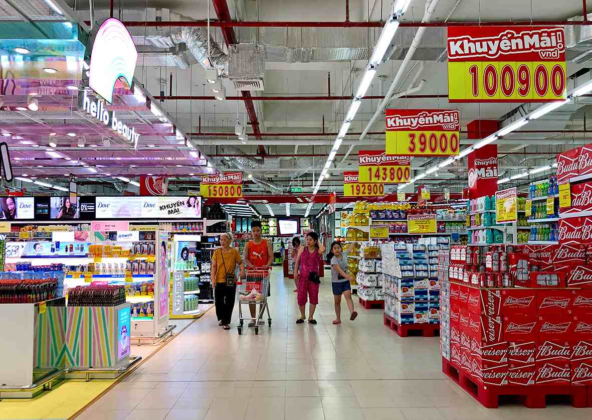 Giảm thuế VAT 2% đến 2026, kích cầu tiêu dùng Việt Nam 1 Chính sách giảm thuế VAT 2% (từ 10% xuống 8%) áp dụng cho hầu hết hàng hóa, dịch vụ,