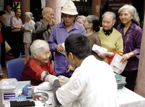 Xã hội già và bài học từ Nhật Bản cho Việt Nam 2 xã hội già