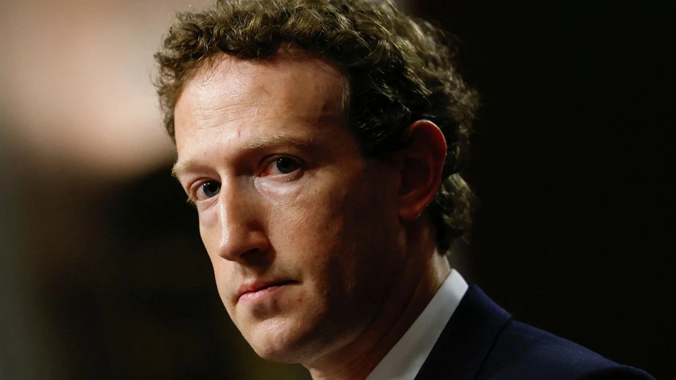 CEO Mark Zuckerberg sẵn sàng chi hàng tỷ USD để thu hút nhân tài hàng đầu Meta. Ảnh: Reuters
