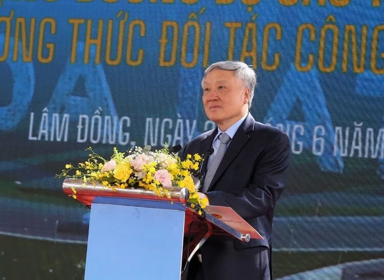 Cao tốc Bảo Lộc - Liên Khương thúc đẩy kết nối TP.HCM và Đà Lạt 3 Cao tốc Bảo Lộc - Liên Khương thúc đẩy kết nối TP.HCM và Đà Lạt. Ảnh: Tạp chí Thương gia