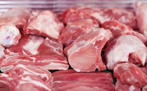 Giá nông sản 19/6: Cà phê Robusta lao dốc kỷ lục, gạo tăng nhẹ, thịt lợn hạ giá 2 Cao su và thịt lợn ổn định trong nước, áp lực xuất khẩu