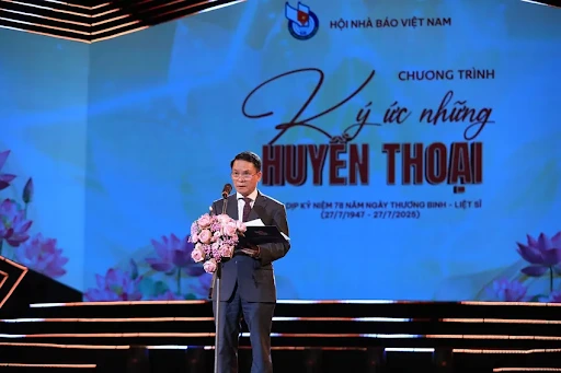 "Huyền thoại sống mãi": Lời tri ân từ trái tim dân tộc 2 "Huyền thoại sống mãi": Lời tri ân từ trái tim dân tộc