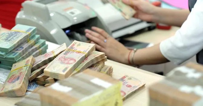 Ngân hàng hưởng lợi từ tín dụng tăng gần 10% nửa đầu năm 3 ngân hàng