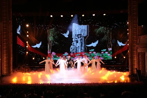 "Huyền thoại sống mãi": Lời tri ân từ trái tim dân tộc 3 "Huyền thoại sống mãi": Lời tri ân từ trái tim dân tộc