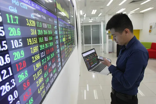Thị trường chứng khoán Việt Nam vươn tầm với IPO chất lượng cao 3 thị trường chứng khoán