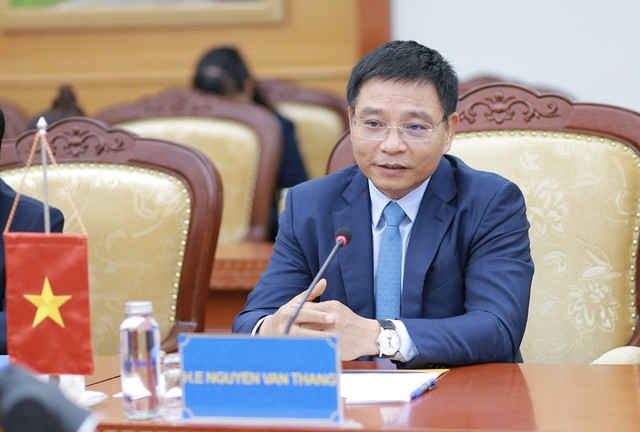 Vốn ngoại kỳ vọng 1 tỉ USD khi Việt Nam nâng hạng thị trường 2 von-ngoai-thay-doi
