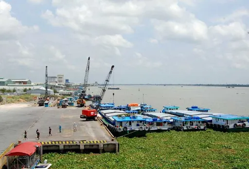Đồng Tháp đầu tư hơn 5000 tỷ đồng phát triển hệ thống cảng biển. Ảnh: VietnamFinance