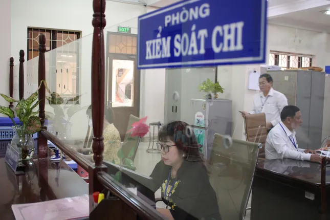 Tiến hành tổ chức lại 20 Kho bạc Nhà nước khu vực để phù hợp với 34 đơn vị hành chính cấp tỉnh sau khi thực hiện sắp xếp, sáp nhập. Ảnh: Tiền Phong