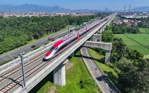 Lâm Đồng, Gia Lai xây 48 khu tái định cư cho đường sắt Bắc - Nam 2 Lâm Đồng, Gia Lai xây 48 khu tái định cư cho đường sắt Bắc - Nam. Ảnh: Người đưa tin
