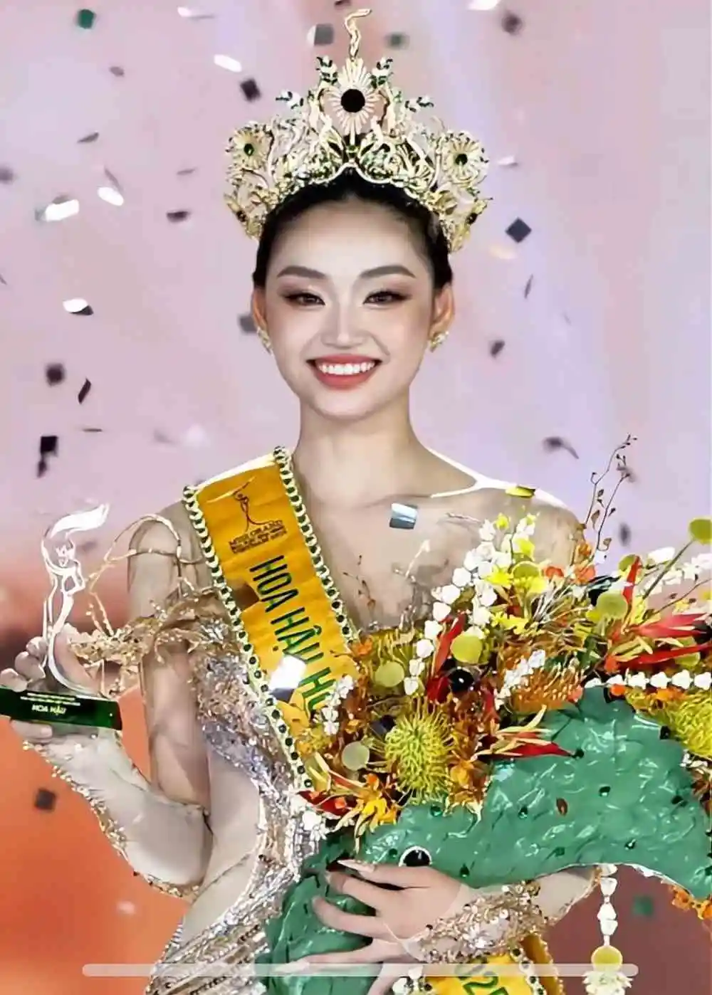 Miss Grand Vietnam 2025: Nguyễn Thị Yến Nhi toả sáng với học vấn nổi bật