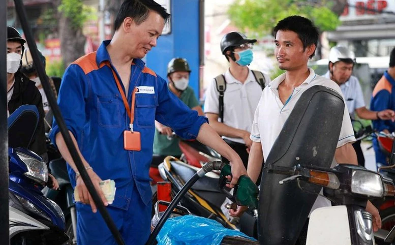 Giá xăng dầu đồng loạt điều chỉnh từ 25/9