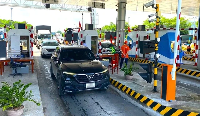 Hàng triệu xe nguy cơ mắc kẹt vì tài khoản giao thông chưa chuyển đổi