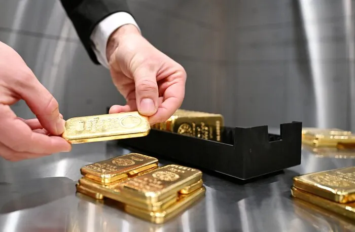 Giá vàng tăng kỷ lục đẩy dự trữ vàng Mỹ vượt mốc 1.000 tỷ USD 2 giá vàng