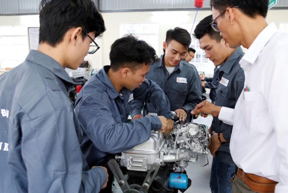 Tín dụng STEM 500 triệu đồng mở thêm cơ hội cho sinh viên 2 STEM-ho-tro