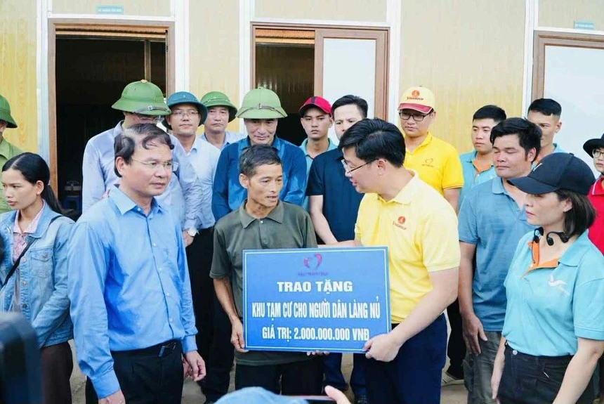 Vingroup hỗ trợ 500 tỷ đồng giúp đồng bào khắc phục bão số 10
