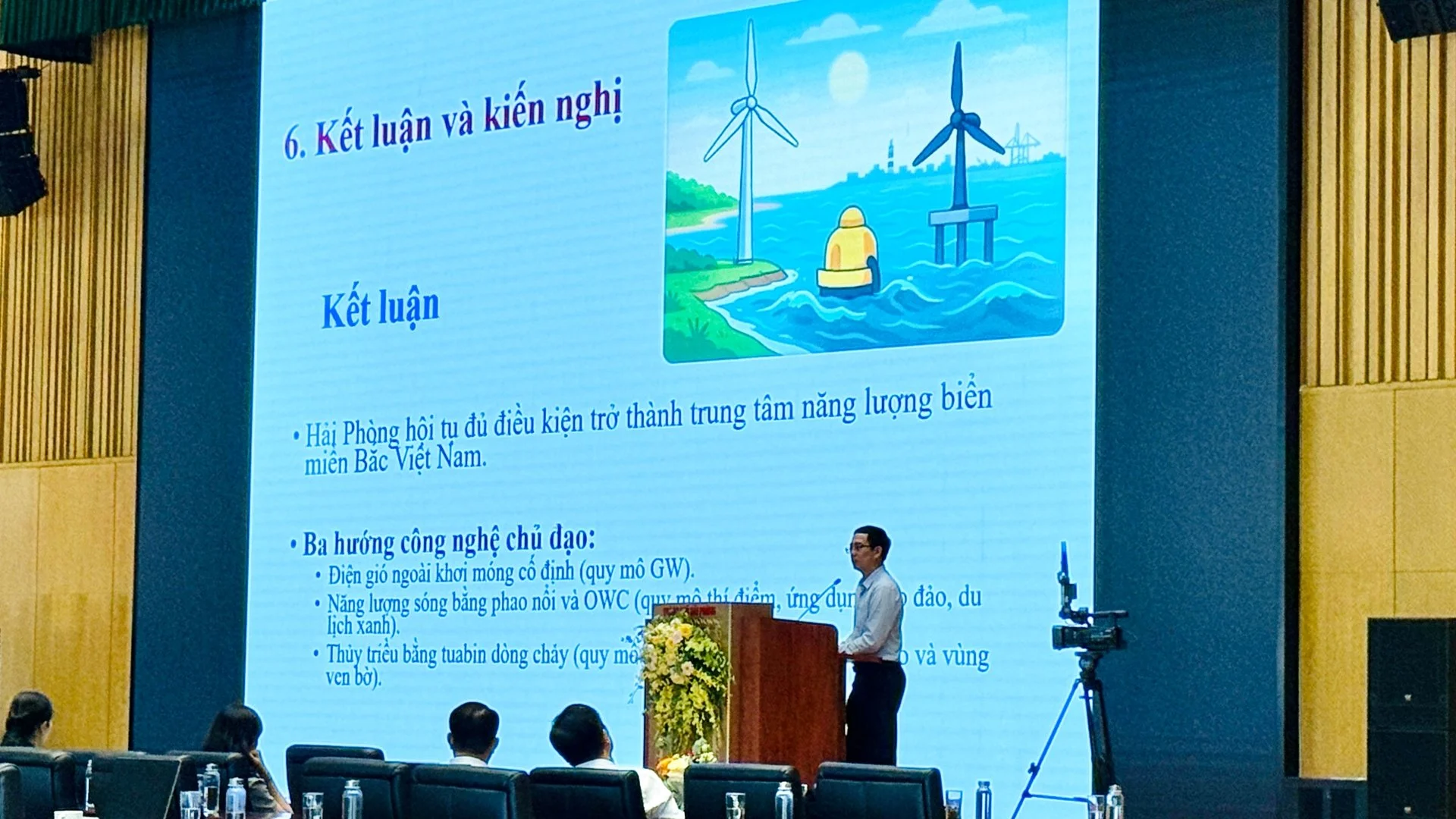 Hải Phòng bứt phá với chiến lược kinh tế biển xanh 2 TS Nguyễn Văn Nghĩa (Đại học Thuỷ Lợi) phát biểu về công nghệ năng lượng tái tạo biển - tiềm năng và định hướng nghiên cứu tại Hải Phòng - 60s Hôm nay